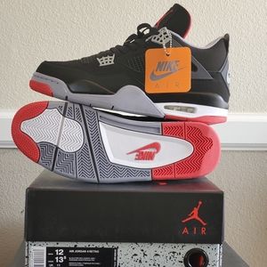 Air Jordan Retro 4